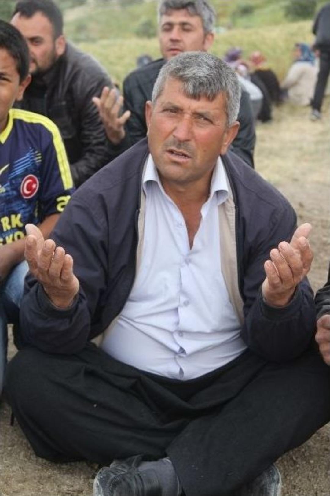 Vatandaşlar Yağmur Duasına &Ccedil;ıktı