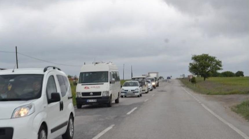 Kaymakam Kuzulu &Ccedil;evre Yoluna El Attı