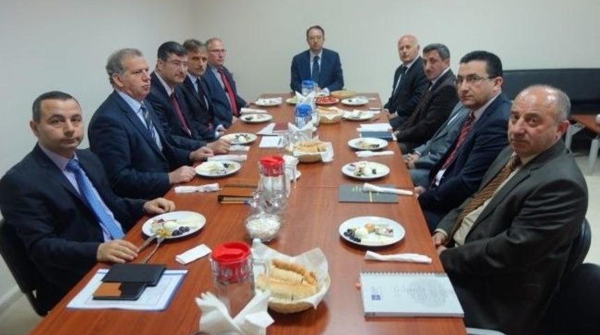 &Ccedil;erkezk&ouml;y Kaymakamı Kubilay: "en Esaslı Meselemiz Eğitim"