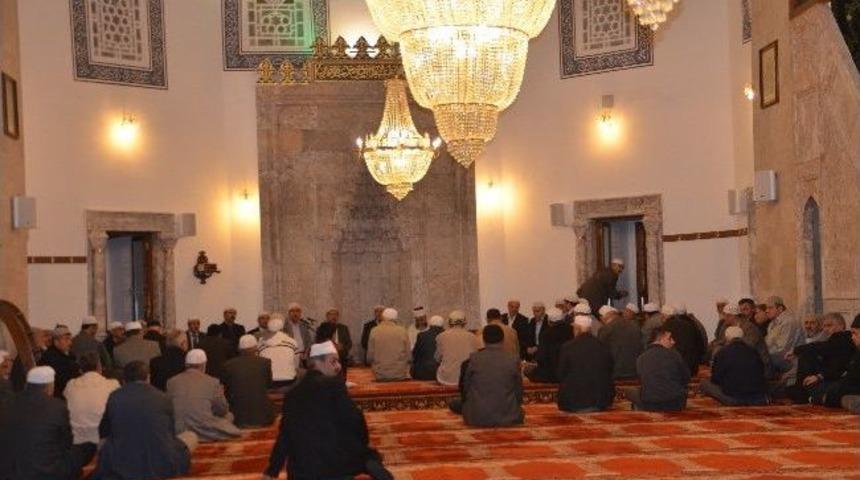 Tosya&rsquo;da 400 Yıllık Cami İbadete A&ccedil;ıldı