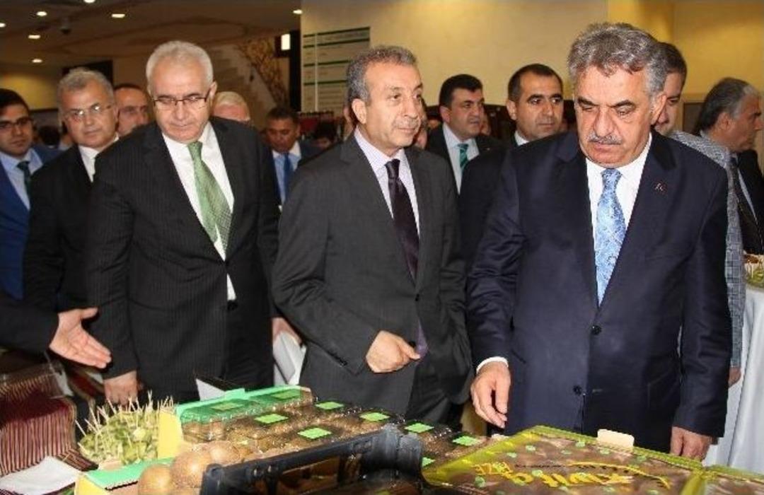 Bakanlar Mehdi Eker Ve Hayati Yazıcı Rize'de