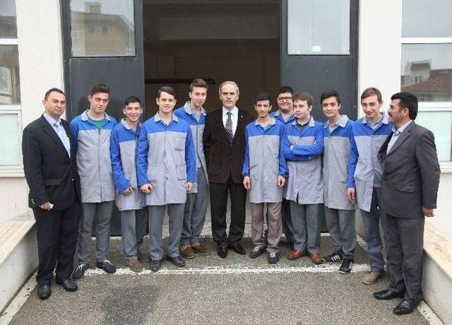 Büyükşehirden Eğitime Destek 1