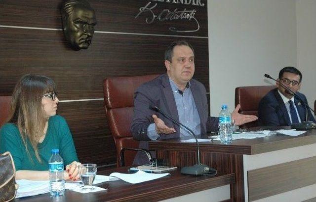 Giresun Belediye Meclisinde &Uuml;st Ge&ccedil;it Tartışması 3