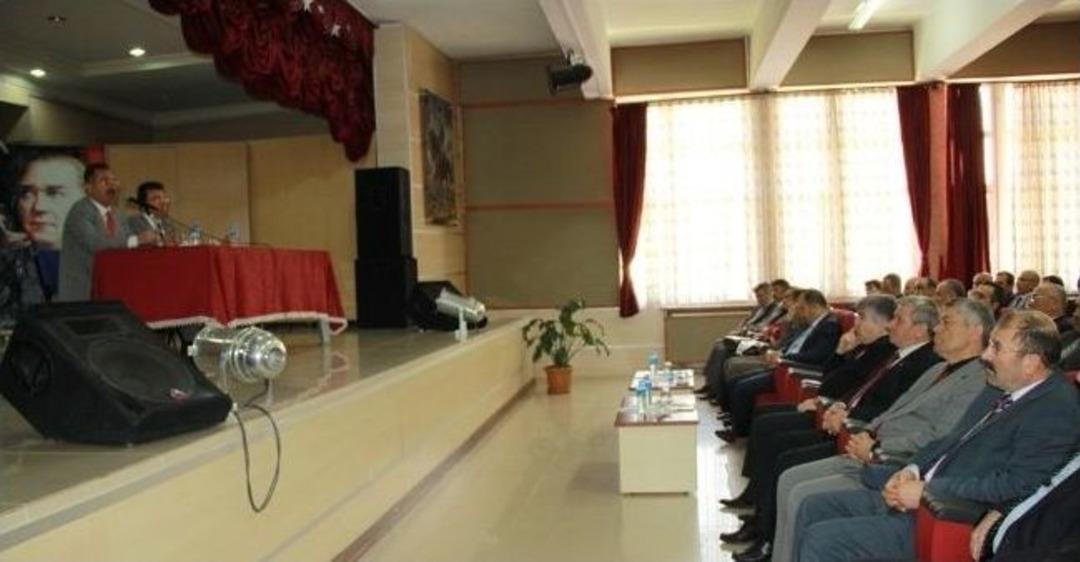 Kaymakamlıktan Tanışma Ve Bilgilendirme Toplantısı