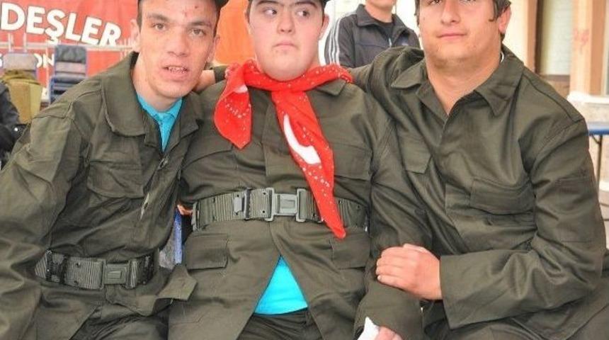 Manisa'da Engellilerin Askerlik Heyecanı