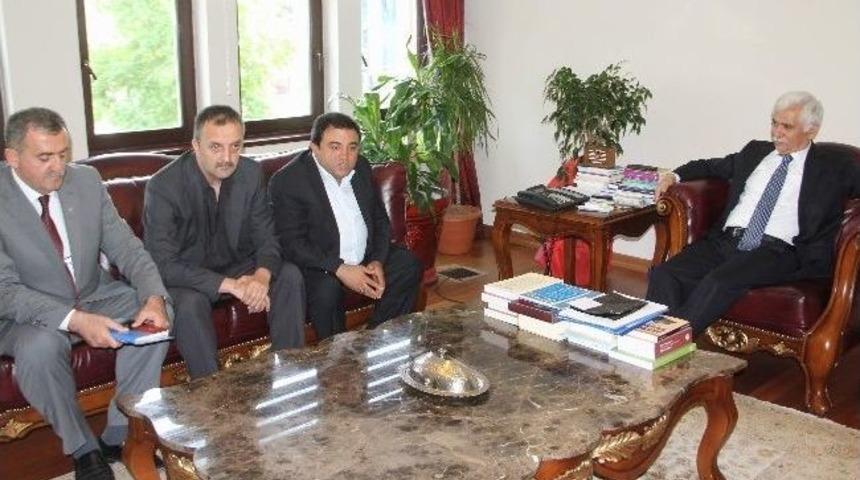 Soğukspor Y&ouml;netimi Vali Alimoğlu&rsquo;nu Ziyaret Etti