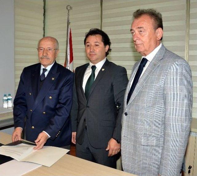 Bursaspor Başkanlığına 3 Aday 1