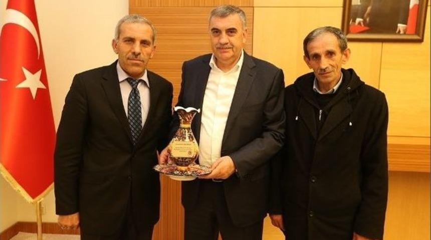 Sakarya B&uuml;y&uuml;kşehir Belediye Başkanı Zeki To&ccedil;oğlu: