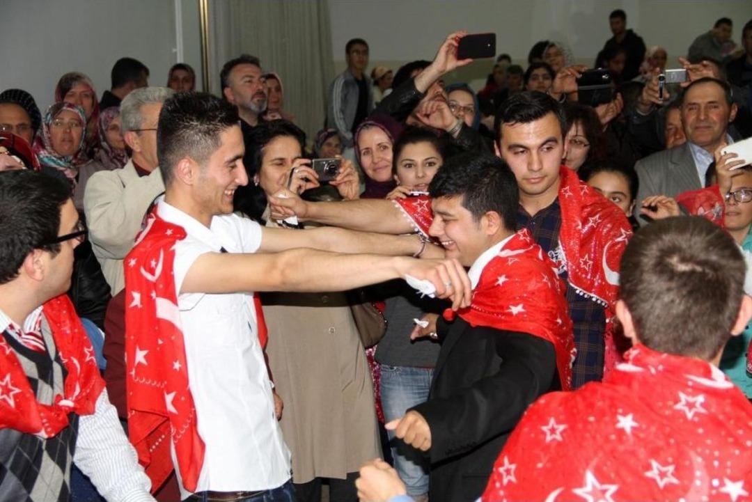 Bilecik'te, Engelli Asker Adaylarına "Asker Kınası"