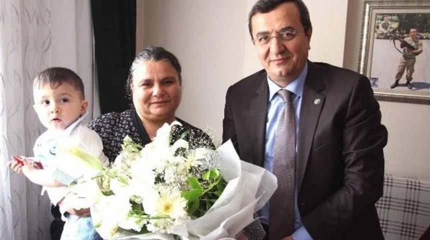 Narlıdere Annesini Se&ccedil;ti