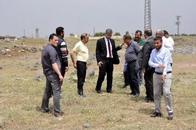 Siverek Kaymakamı Karake&ccedil;i Şenlikleri İ&ccedil;in K&ouml;yl&uuml;lerle G&ouml;r&uuml;şt&uuml; 3