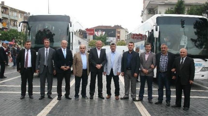 D&uuml;zce İli Belediye Başkanları Ve Meclis &Uuml;yeleri Kampa Gitti