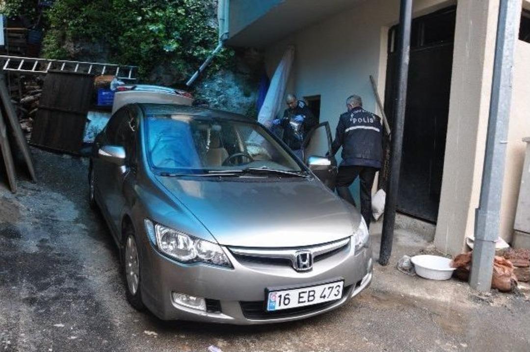 Otomobilden Yarım Milyonluk Tarla Parasını &Ccedil;aldılar