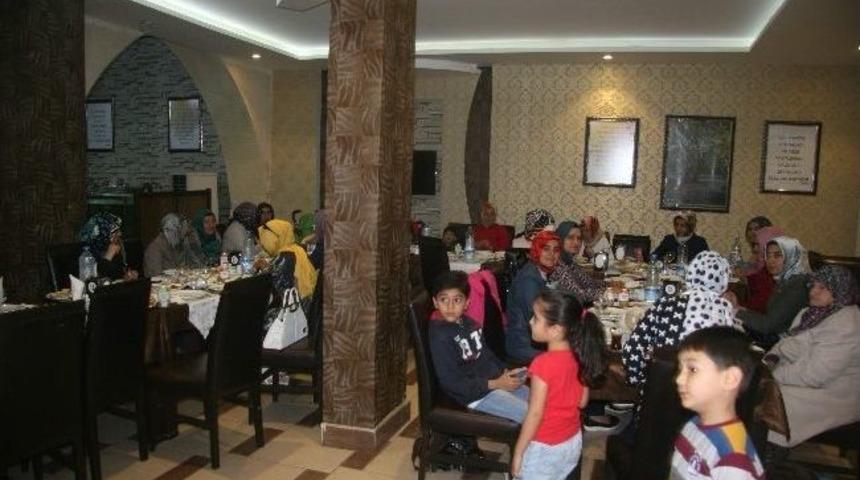 Anneler G&uuml;n&uuml; Etkinliği