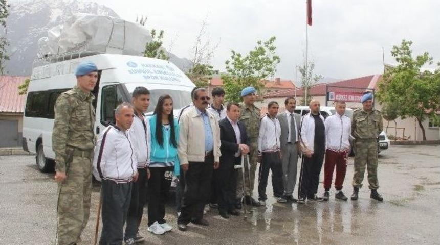 Hakkarili Engelliler Tsk Davetlisi Olarak Ankara&rsquo;ya Hareket Etti