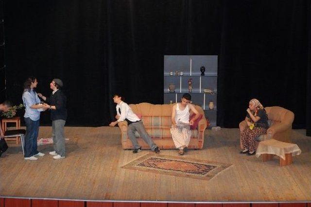 Liseler Tiyatro Festivali nde Kayseri de Buluşuyor 3