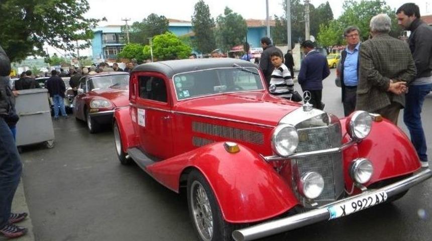 Asırlık Otomobiller T&uuml;rkiye Turuna &Ccedil;ıktı