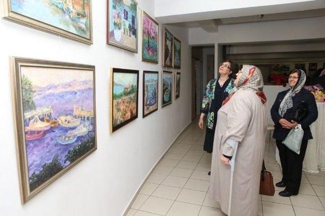 Renklerin Büyüsü Konak Kültürevi’nde