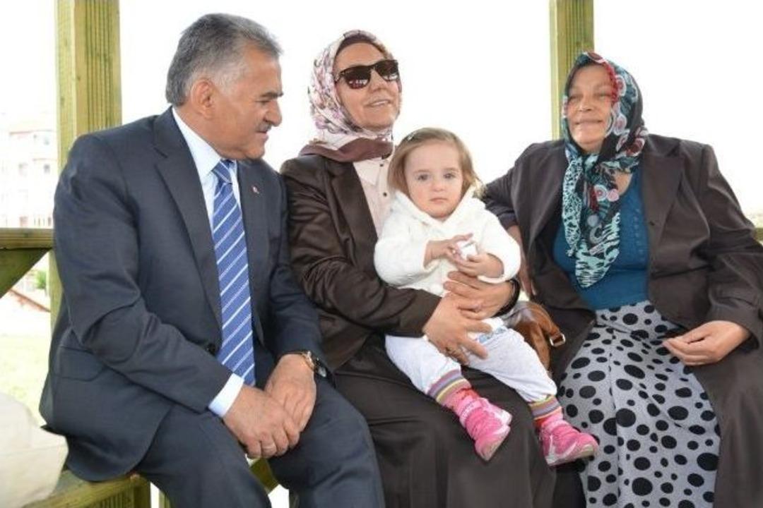 Melikgazi &Ccedil;ocuk Meclisi, 'anneler G&uuml;n&uuml;'n&uuml; Kutladı