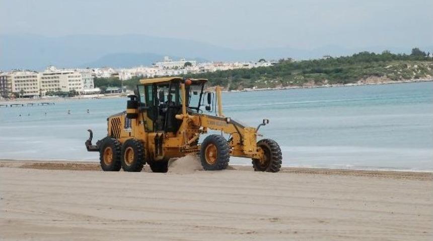 Didim&rsquo;de Altınkum Plajı Sezona Hazırlanıyor