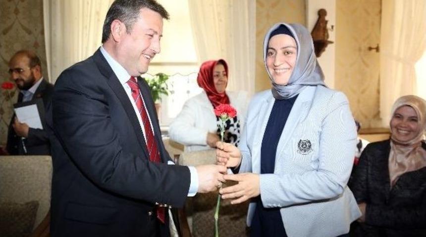 Bizim İ&ccedil;in Her G&uuml;n Anneler G&uuml;n&uuml;