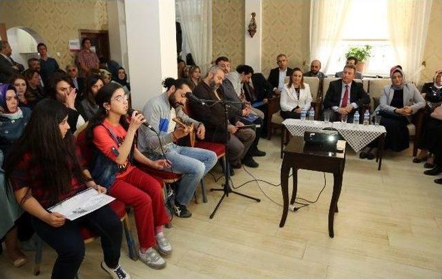 Bizim İ&ccedil;in Her G&uuml;n Anneler G&uuml;n&uuml; 1