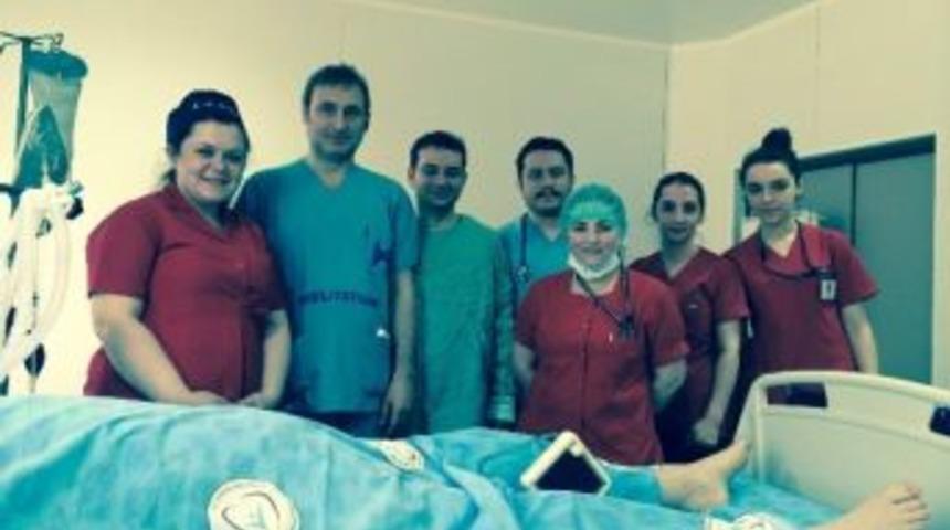 Trabzon'da Akciğer Yetmezliği &Ccedil;eken Bir Hastaya Yapay Akciğer Takıldı