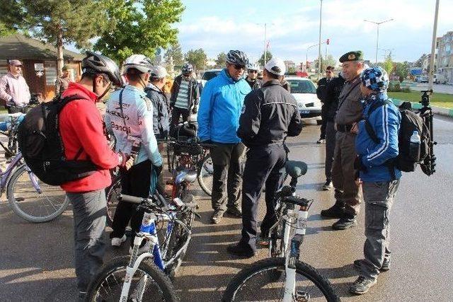 Beyşehir Gölü Çevresinde Bisiklet Turu