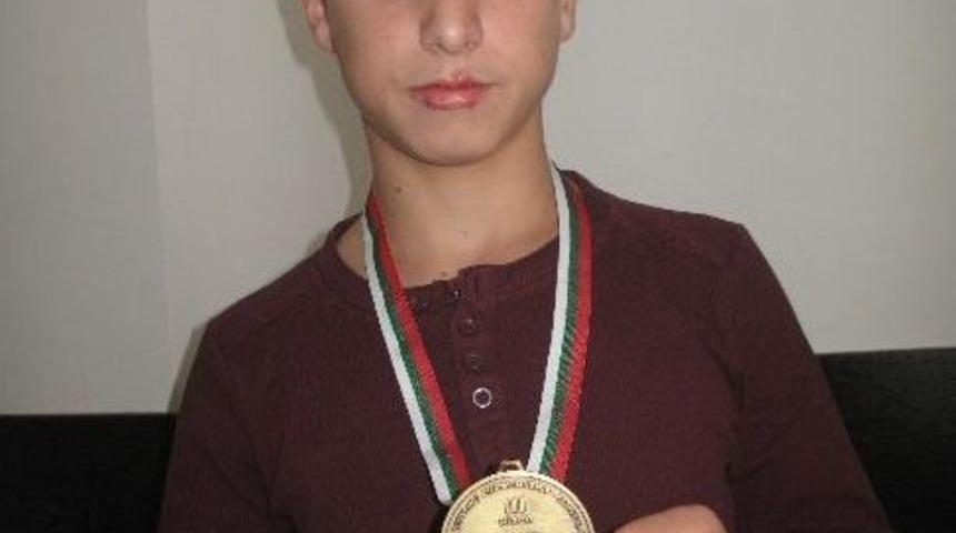 3 Kardeşin G&uuml;reşteki Başarısı