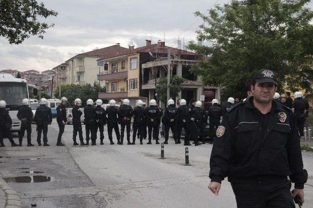 Sakarya’da Minibüs Ve Dolmuşçular Birbirine Girdi