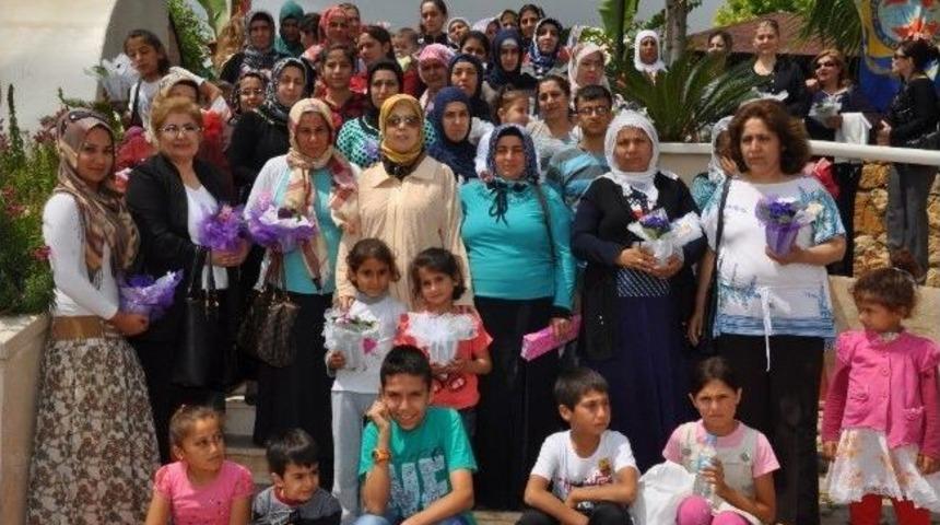 Ayşe G&uuml;zeloğlu, Kadınlar İle Kahvaltı Da Buluştu