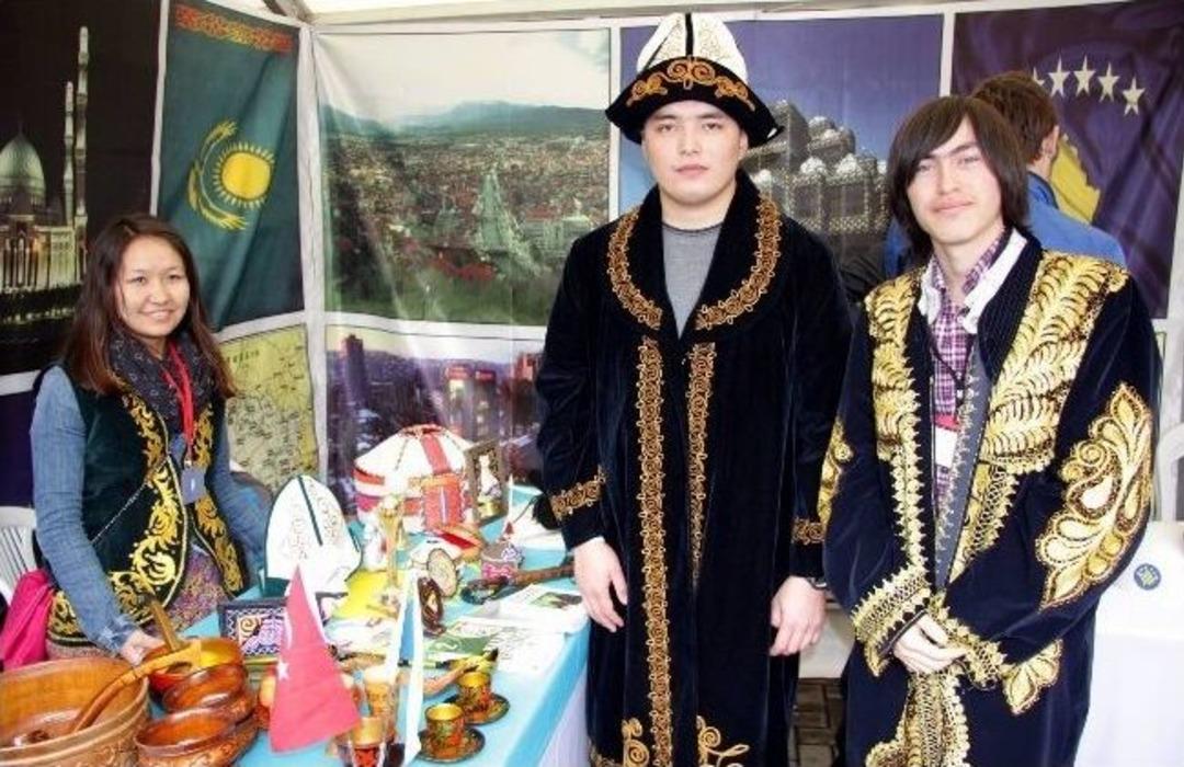 D&uuml;nyanın B&uuml;t&uuml;n Renkleri Bursa&rsquo;da Buluştu