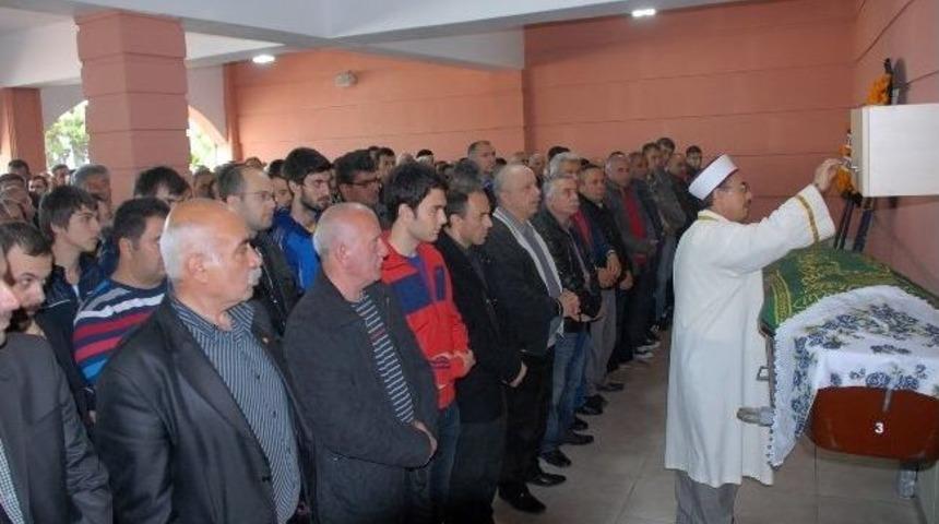 Zonguldak'taki Yangında &Ouml;len Yaşlı Kadın Toprağa Verildi