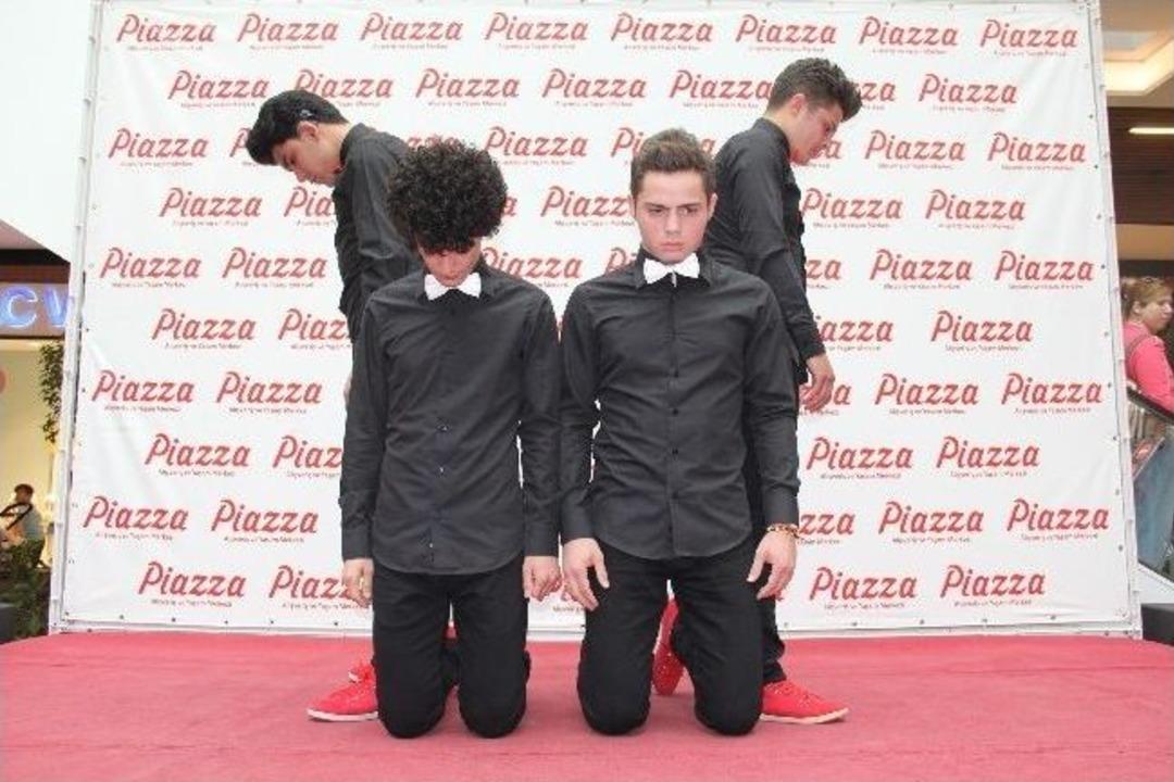 Samsun Piazza'da &ldquo;sessiz Dans&rdquo; G&ouml;sterisi