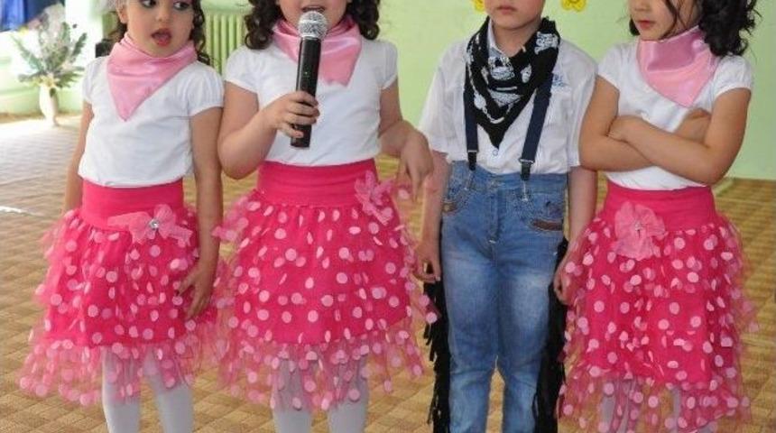 Anaokulu &Ouml;ğrencilerinden Muhteşem G&ouml;steri