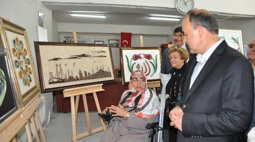 Engelliler Haftası&rsquo;nda Filografi Sergisini A&ccedil;tı