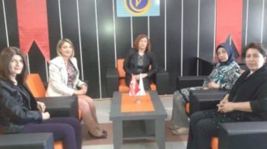 Demirkol'dan Anneler G&uuml;n&uuml;'ne Farklı Yaklaşım