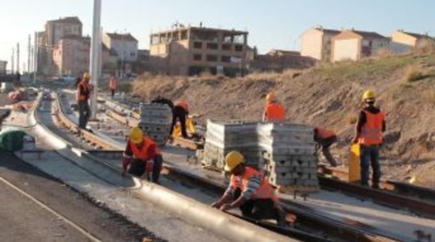 &Ccedil;amlıca - Batıkent Tramvay Hattına Enerji Veriliyor