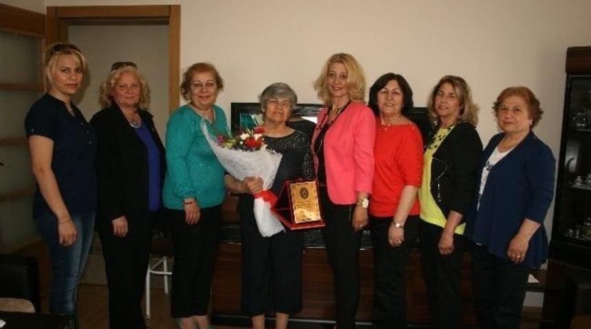 Aksaray&rsquo;da Yılın Annesi Se&ccedil;ildi