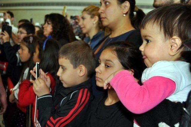 H&uuml;sn&uuml; Şenlendirici Klarnetini &ldquo;anneler&rdquo; İ&ccedil;in &Uuml;fledi 2
