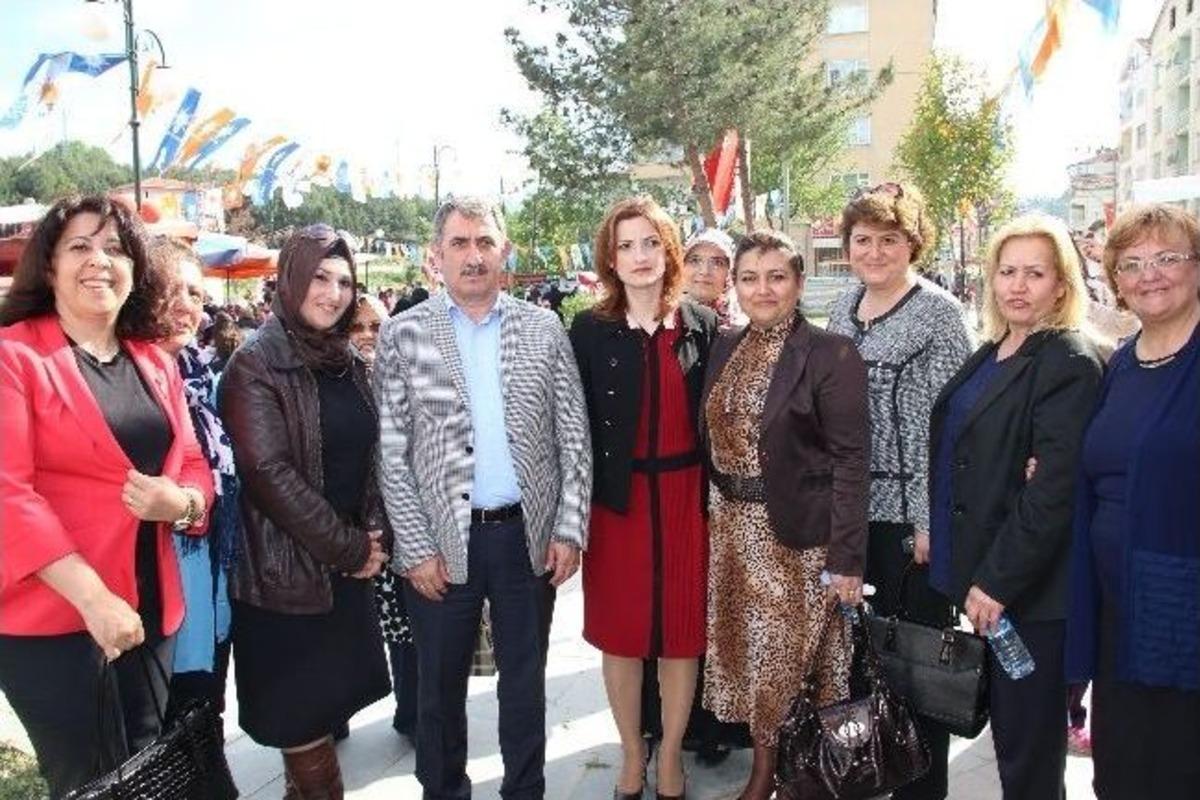 K&ouml;ktaş, "anneler G&uuml;n&uuml;" Etkinliğine Katıldığı