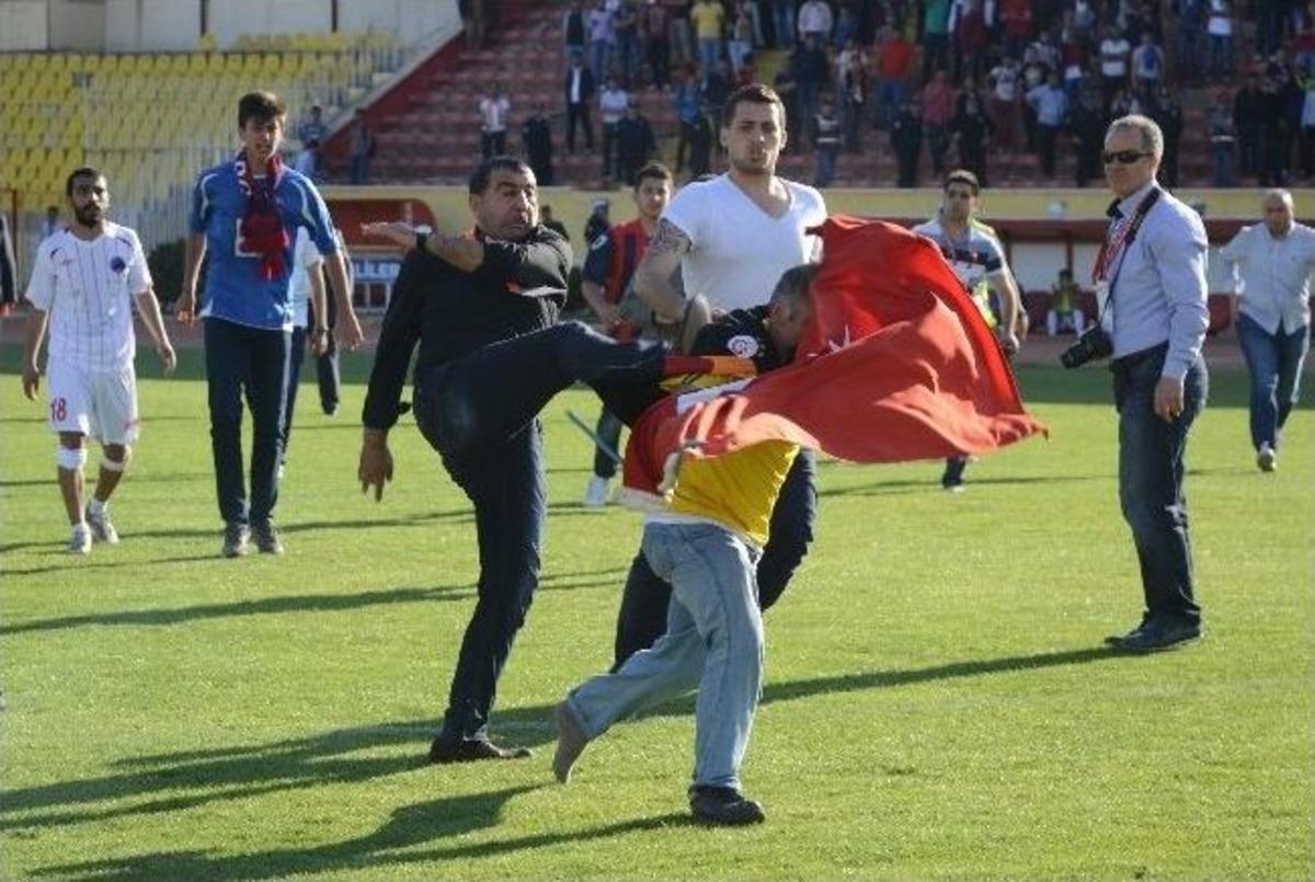 3. Lige Terfi Ma&ccedil;ında Kavga &Ccedil;ıktı