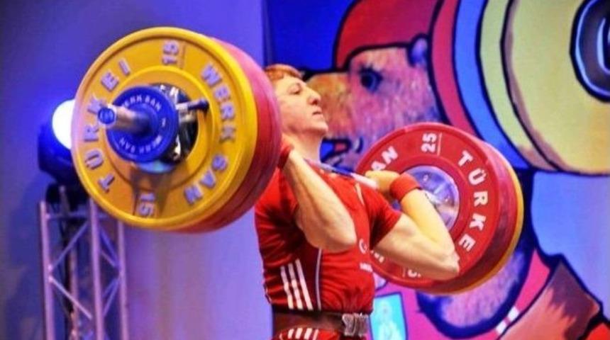 Vanlı Halterci Sadrettin Gedik Avrupa İkincisi Oldu