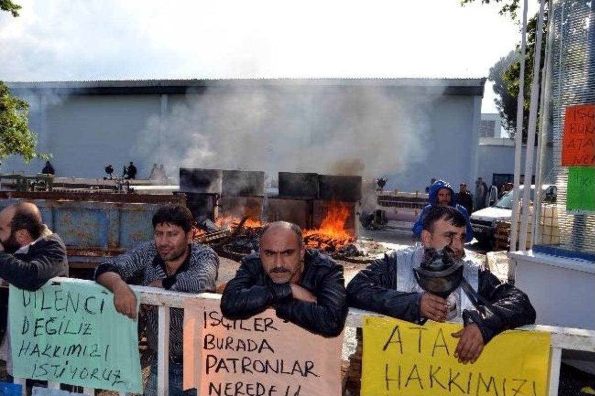 Kapanan Fabrikanın İş&ccedil;ileri Fabrikayı Bastı