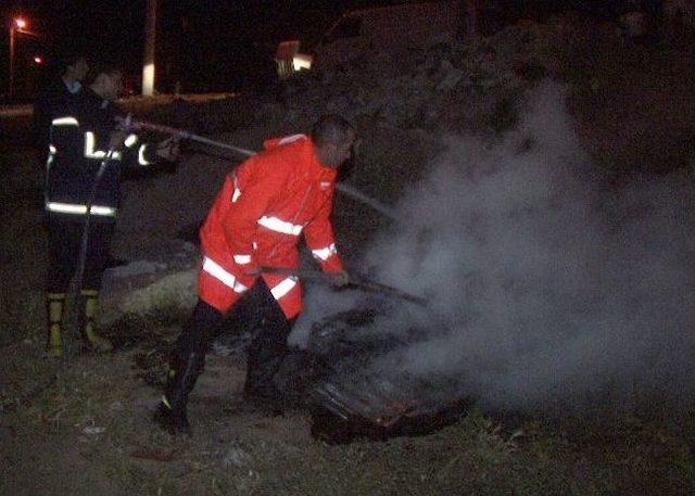 Boş Arazide Çıkan Yangın Korkuttu