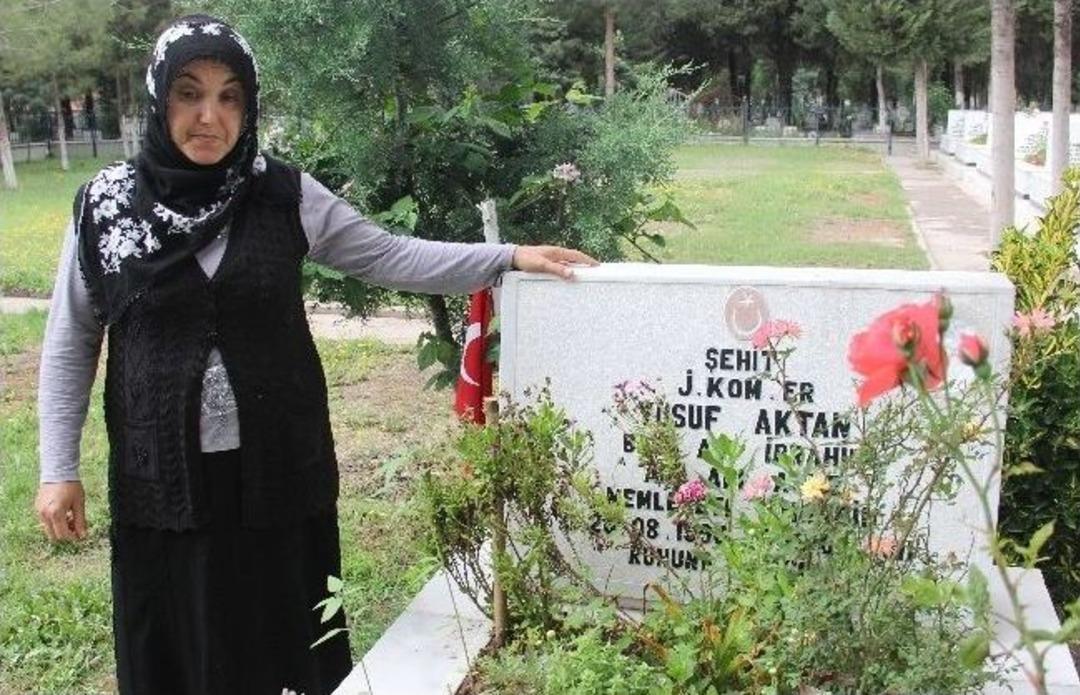 (&ouml;zel Haber) Her Anneler G&uuml;n&uuml;'nde Şehit Evladına Gidiyor