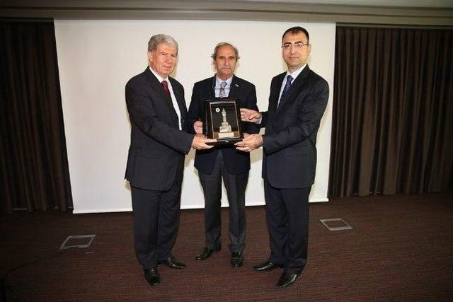 Kemalpaşalı Sanayicilerden &Ccedil;evreci &Ccedil;ıkış 1