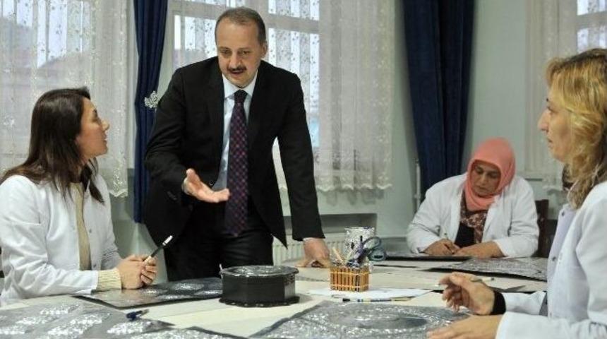 Aile Merkezleri Okul Gibi &Ccedil;alışıyor