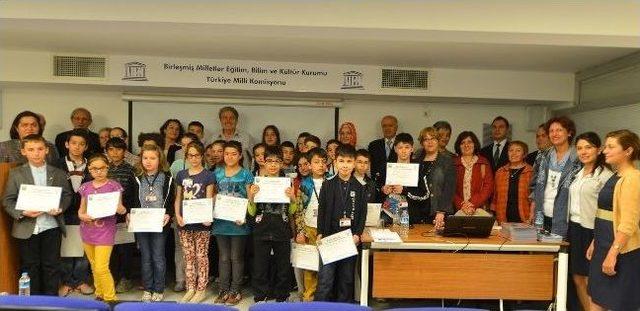 D&uuml;nya Miraslarının Gen&ccedil; Koruyucuları 3