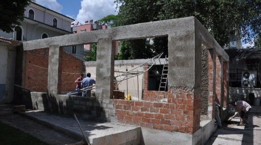 Nazilli'de Yunus Emre Parkına Kapalı Alan Yapılıyor